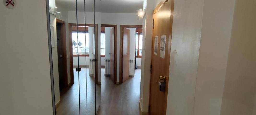 Gîte pour 6 personnes, avec balcon à Andorre-la-Vieille - 4