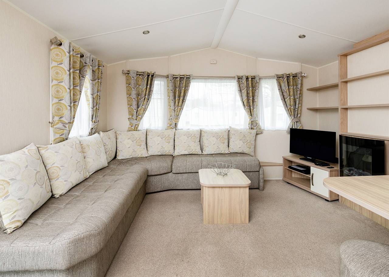 Stratford Caravan Wcf (Pet) in Stratford upon Avon, Warwickshire
