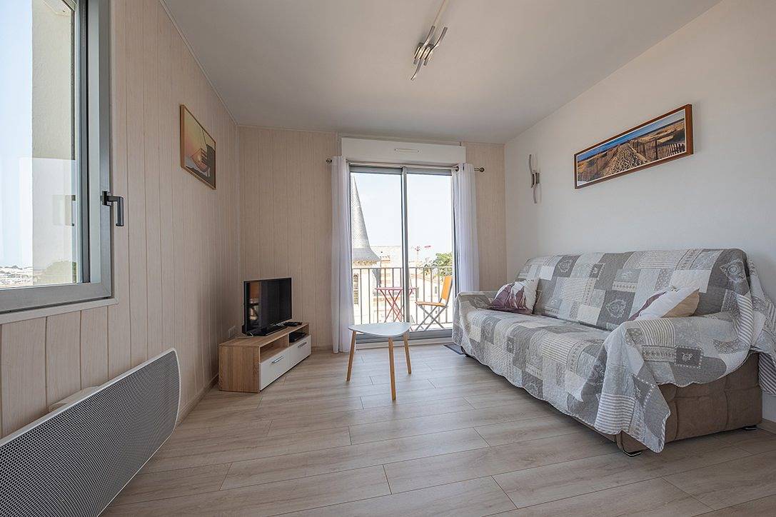 Appartement entier, Appartement T3 vue mer, balcon table, face grande plage, réf A41 in Royan, Côte de Beauté