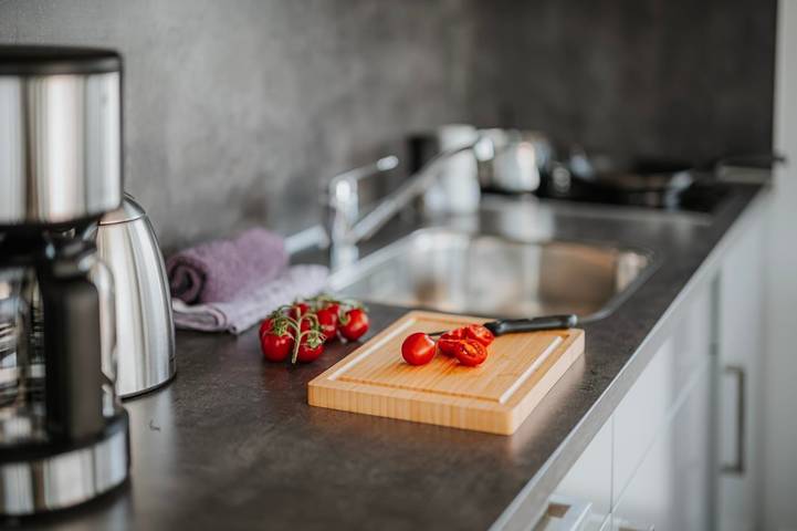 Hausboot für 4 Personen, mit Seeblick und Terrasse am Greifswalder Bodden - 3