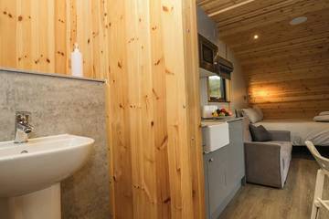 Cottage for 2 People in Barrow-in-Furness, Cumbria, Photo 4