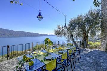 Villa für 6 Personen, mit Garten und Terrasse sowie Pool in Gargnano