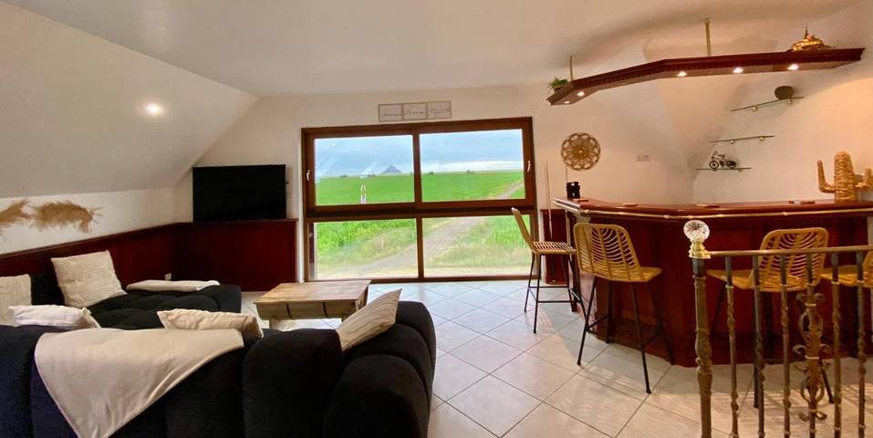 Location de vacances pour 14 personnes, avec terrasse et vue à Huisnes-sur-Mer - 2