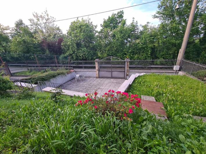 Appartamento per 4 persone, con Terrazza e Giardino nonché Panorama a Trezzo sull'Adda