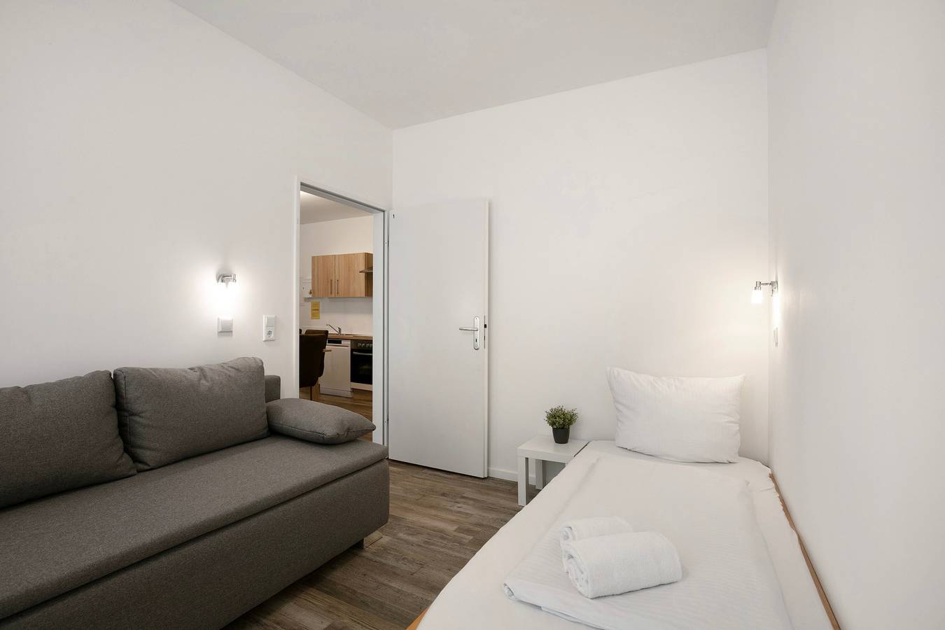 Geheel appartement, Appartement 'Appartement Orchidee' met Wi-Fi in Berlin Mariendorf, Berlijn