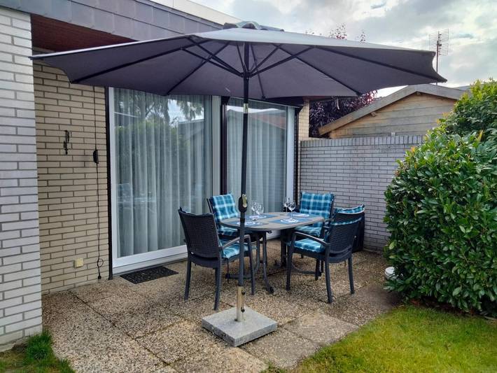 Bungalow für 4 Personen, mit Terrasse und Garten
