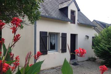Gîte pour 5 personnes, avec terrasse et jardin à Clohars-Fouesnant