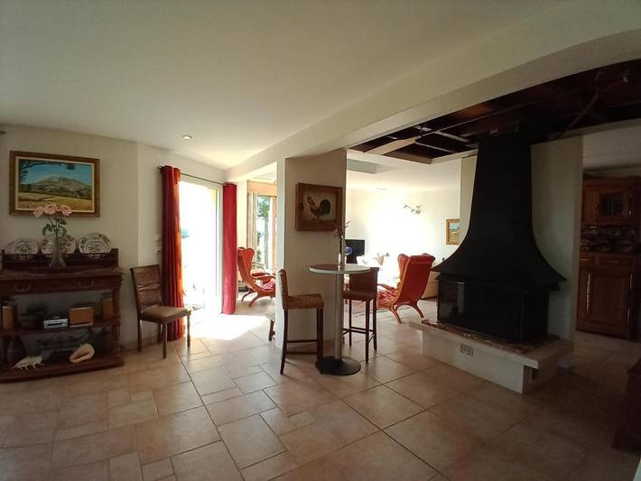 Location de vacances pour 2 personnes, avec Terrasse ainsi que Jardin et Vue à Marcilly - 3