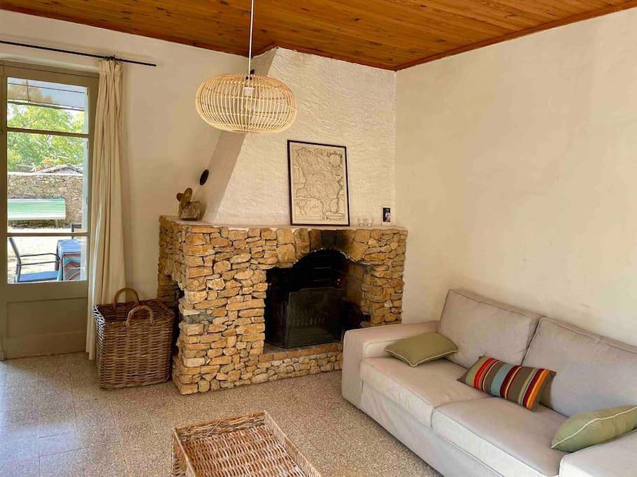 Four-Bedroom House in Vézénobres, Région d'Alès