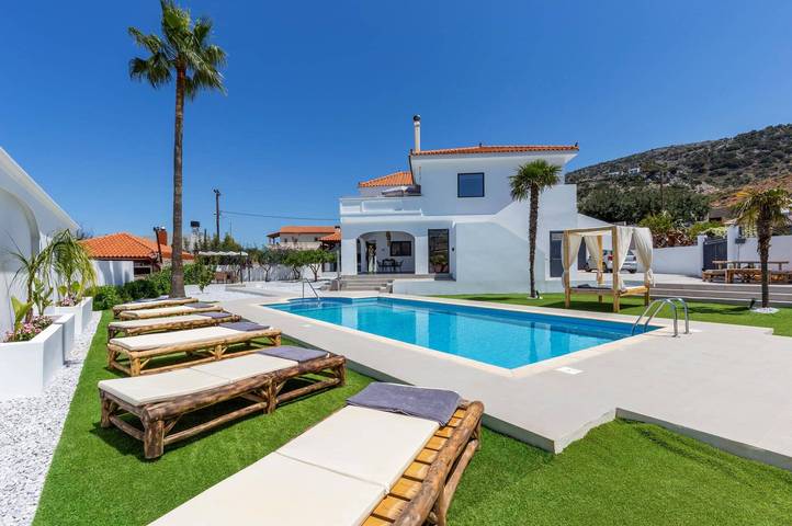 Villa pour 8 personnes, avec Jardin dans Malia