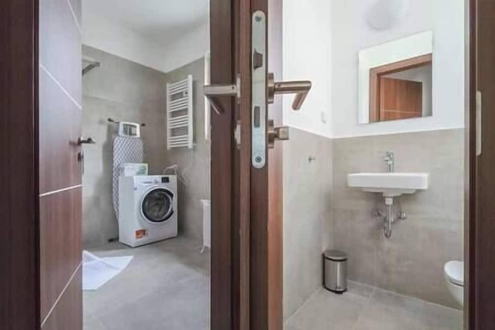 Ganze Wohnung, Imct - Green Home Apartment in Großturwall, Érdi járás