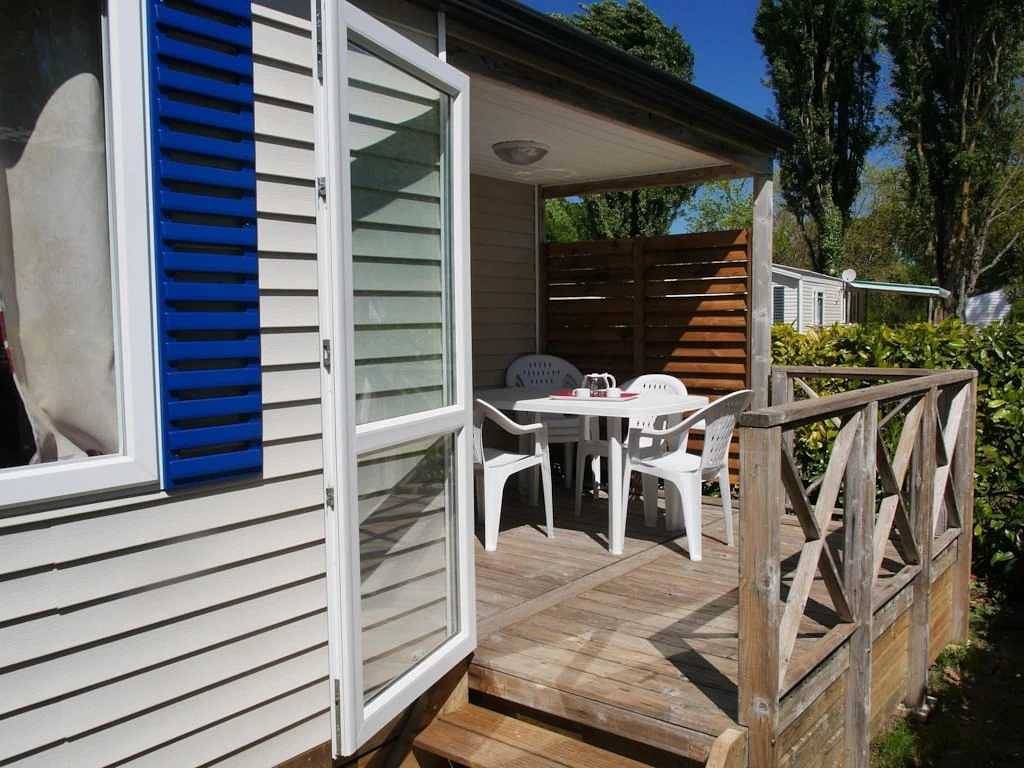 Zecamping 3* piscine chauffée toboggans dog friendly locatif Tv 25m2 in Surgères, Rochefort und Umgebung