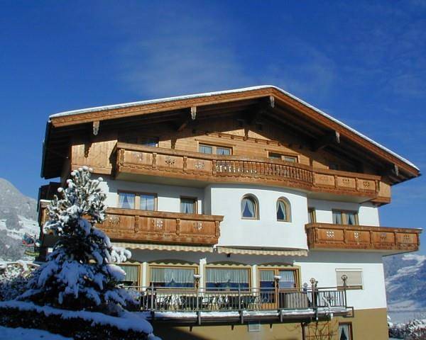 Ganze Ferienwohnung, Appartement "Bergblick" in Tuxer Alpen, Fügen