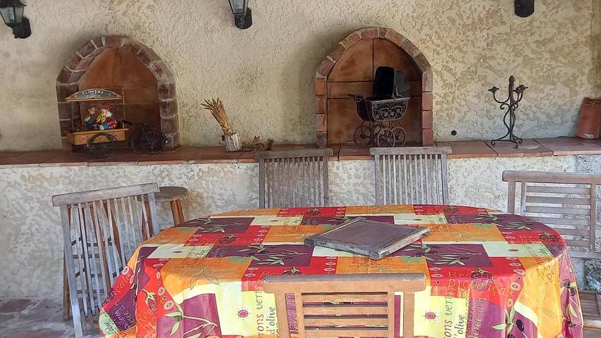 Gîte pour 2 personnes, avec terrasse et vue, animaux acceptés à Le Mas - 3