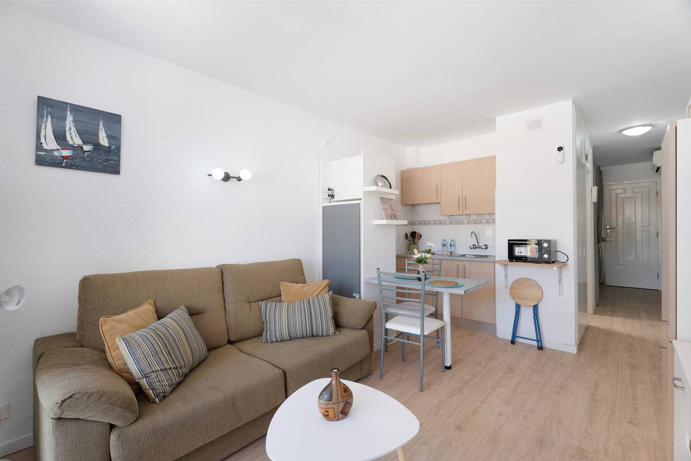 Appartement entier, Appartement de vacances 'Blue Paradise' avec piscine privée, Wi-Fi et climatisation in Costa del Silencio, Arona