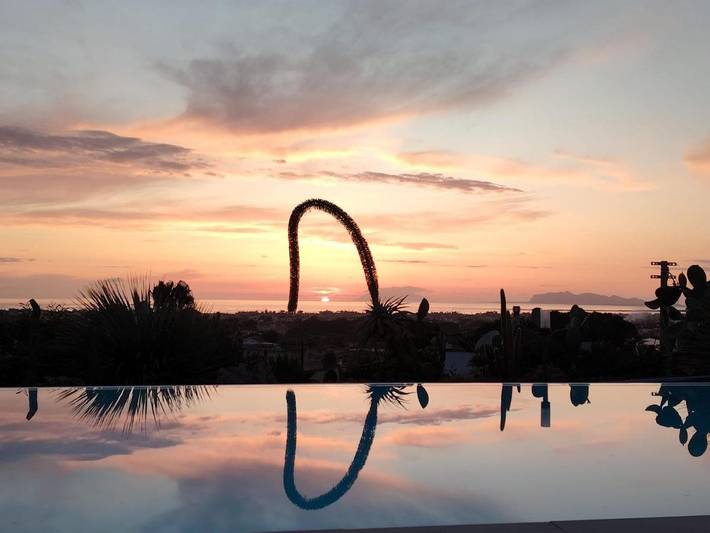 Villa per 12 persone, con piscina e panorama nonché giardino, con animali domestici a Marsala