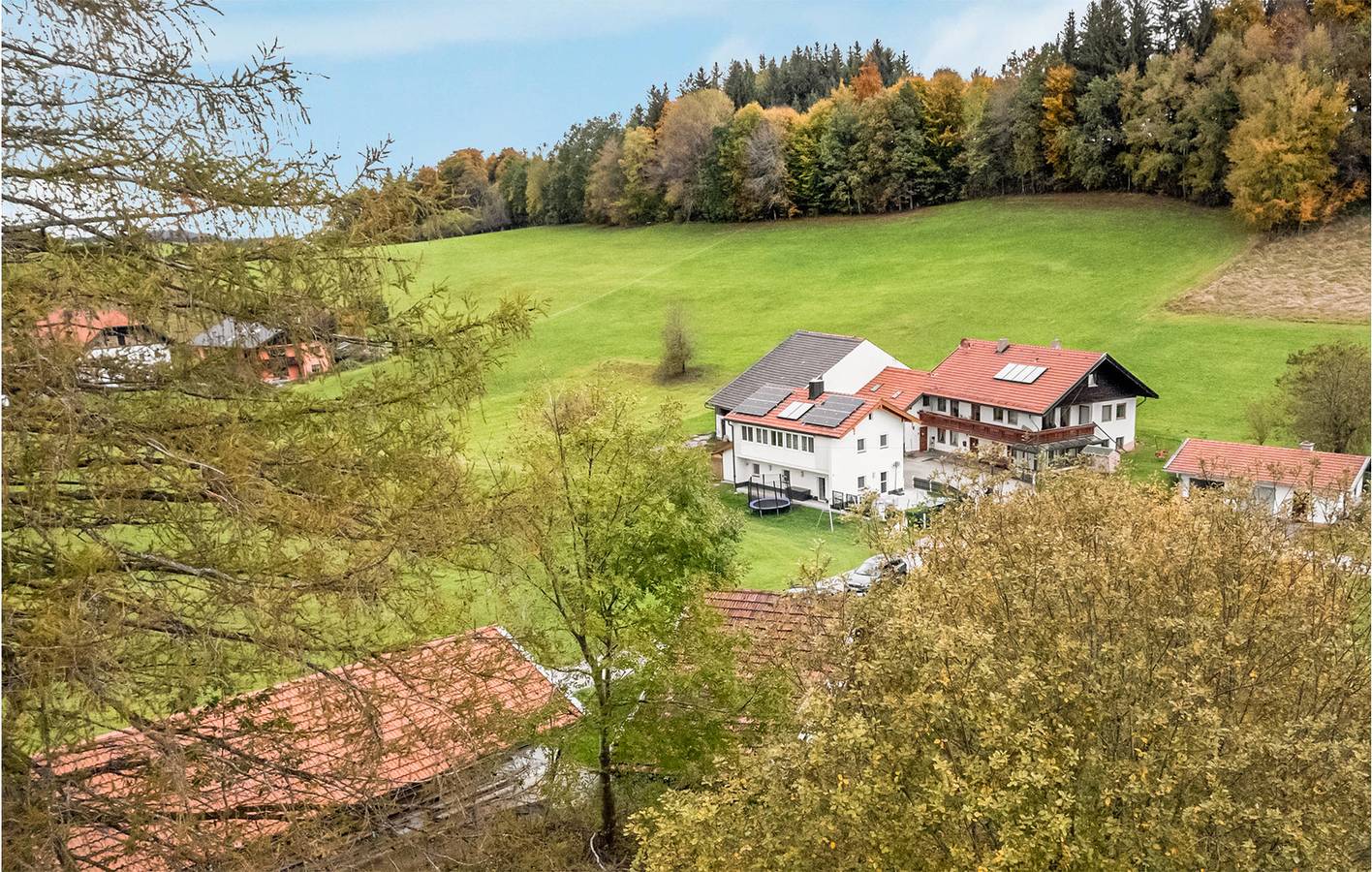 Geräumige 120qm Wohnung mit Terrasse, Parkplatz und Internet in Teisendorf, Bayerische Alpen
