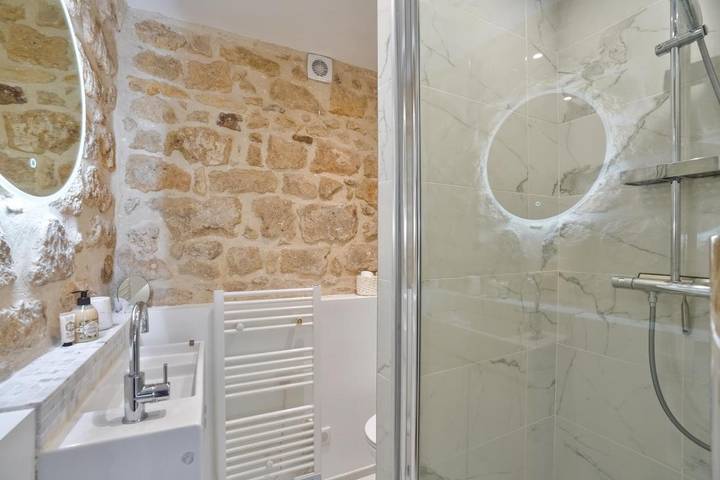 Gîte pour 2 personnes, avec vue et jardin, animaux acceptés à Auvers-sur-Oise - 2