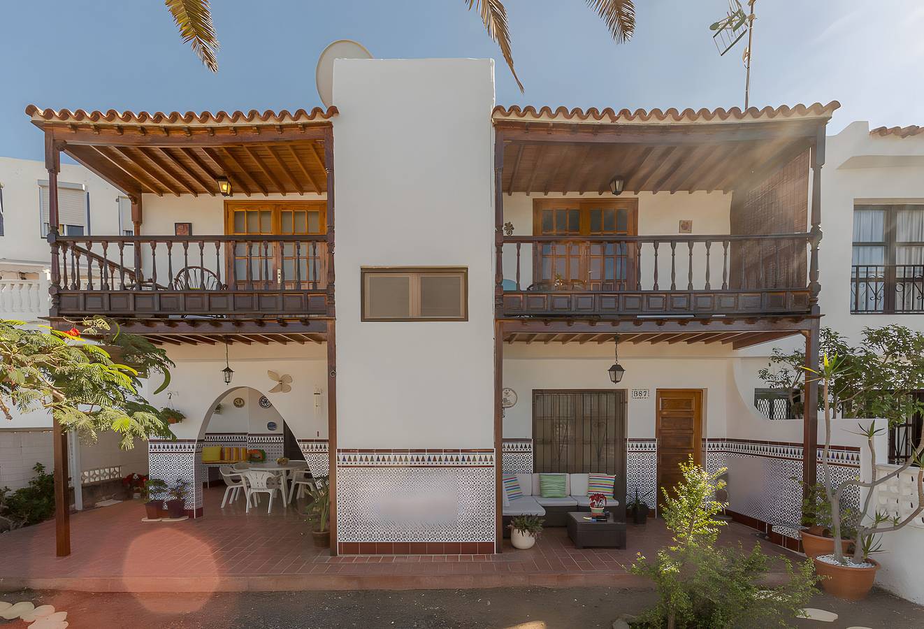 Casa de vacaciones 'Atardecer En Caideros' con vistas al mar, piscina compartida y Wi-Fi in La Verga, Mogán