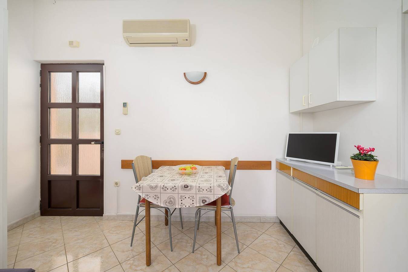 Villa Ana for 2 persons - Peaceful Location in Marčana, Południowe Wybrzeże Istrii