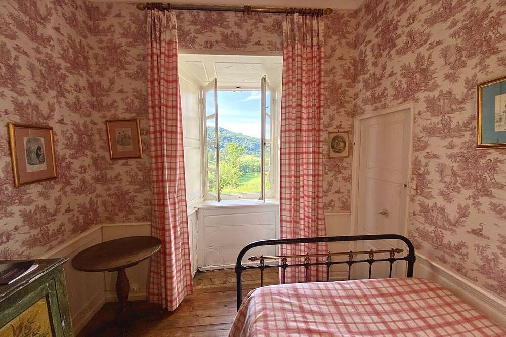 Chambre d’hôtes « Princesse D’Harcourt » in Saint-Martin-sous-Vigouroux, Région de Saint-Flour