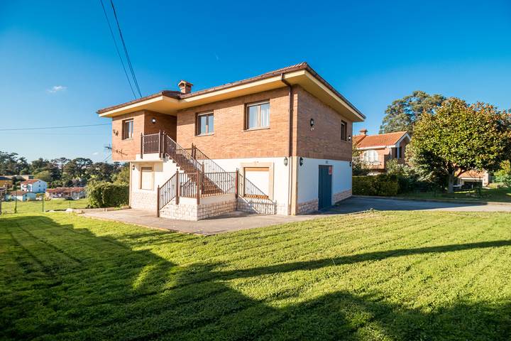 Country house for 6 people, with garden, with pets - 1