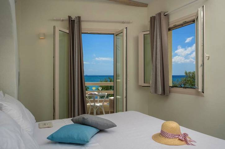 Chambre d’hôte pour 2 personnes, avec balcon et vue dans Naxos - 3