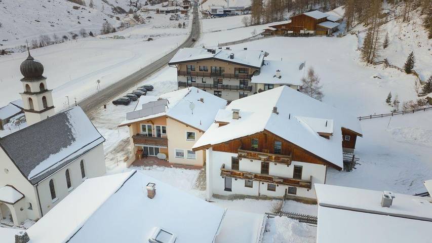 Ferienhaus für 15 Personen, mit Garten und Terrasse in Obergurgl - 2