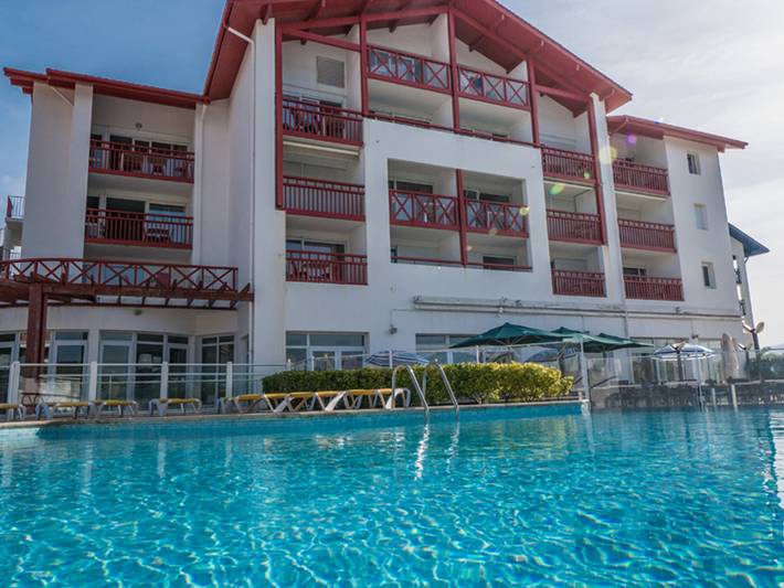 Gîte pour 3 personnes, avec Terrasse et Piscine dans Grande Plage (Hendaye)