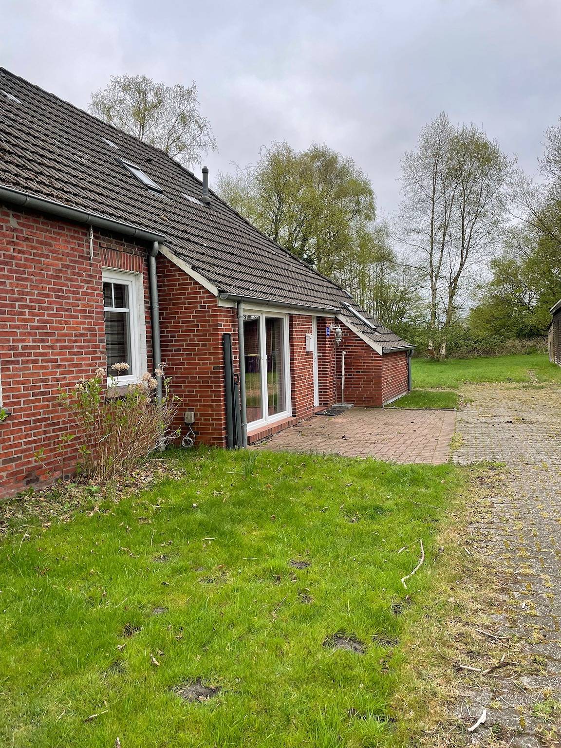 Ferienhaus 'Linden' mit gemeinschaftlichem Garten und Wi-Fi in Hage, Norden und Umgebung