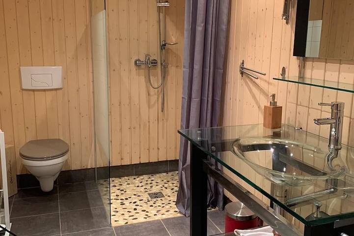 Gîte pour 4 personnes, avec jardin, animaux acceptés à Les Gras - 3