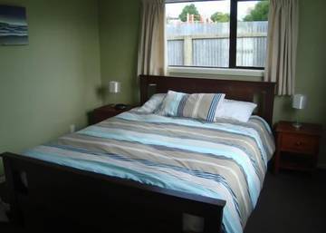 Beach House for 4 People in Otago, Photo 3