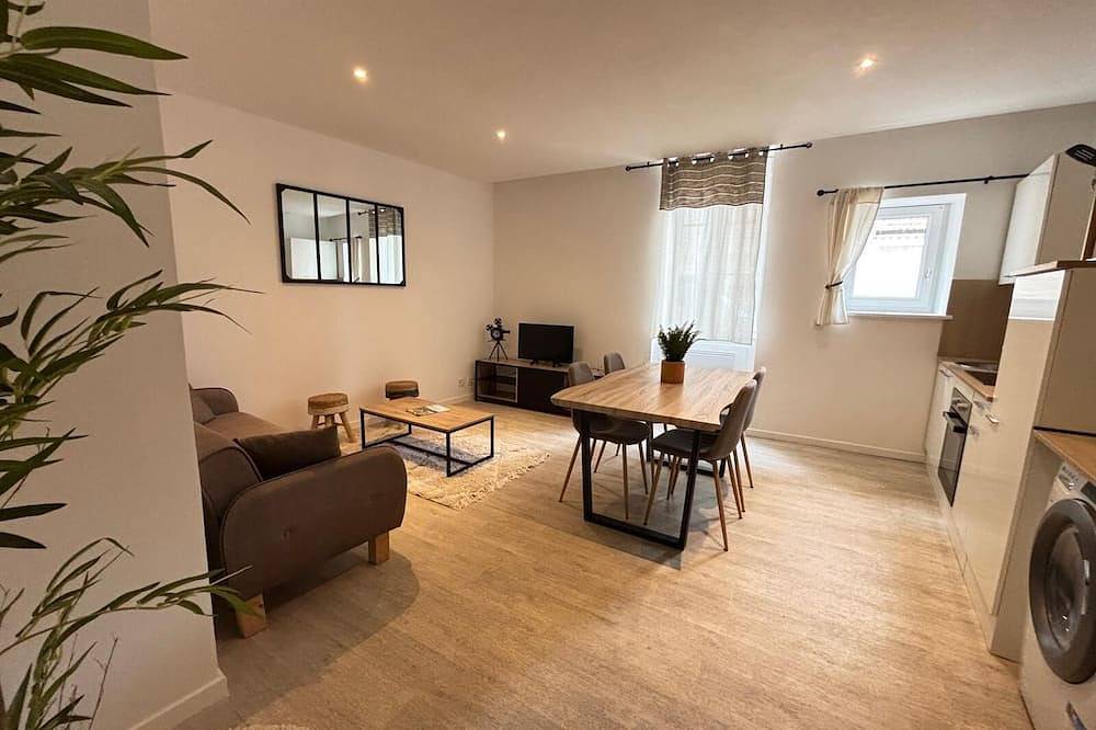 Apartamento entero, Le Bois d'Ebène un séjour chic et agréable in Roanne, Región de Roanne