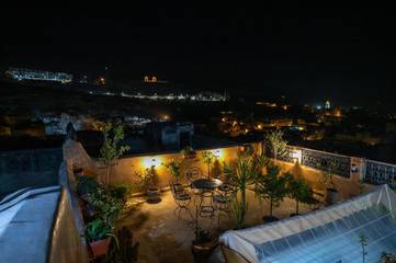 Cottage pour 4 personnes, avec balcon dans Fes Al Bali