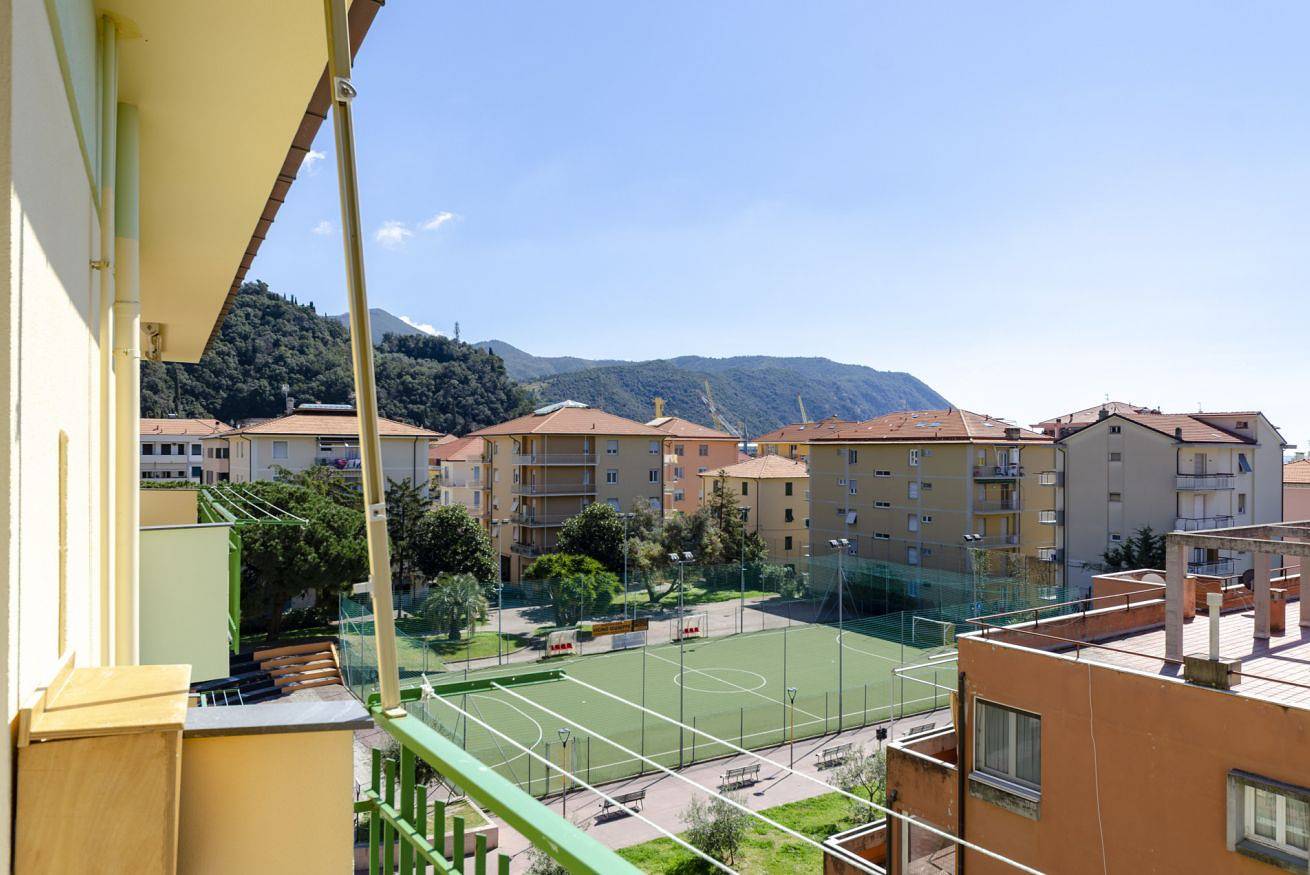 Ganze Wohnung, Joivy Family Flat w/Terrace & Parking near Beach in Riva Trigoso, Sestri Levante