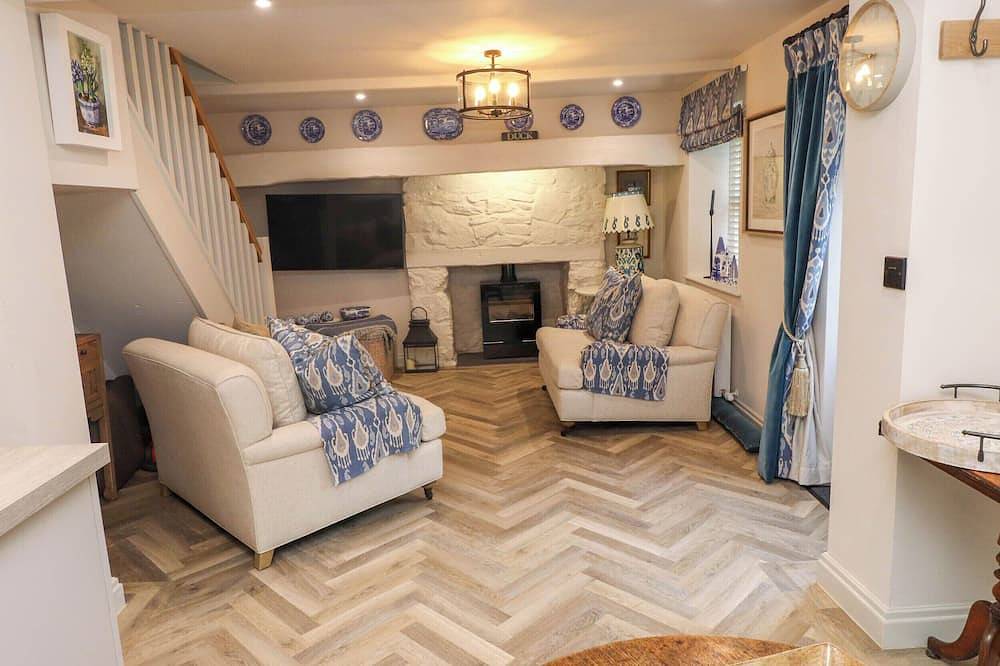 6 Uppergate Street Rose Cottage, pet friendly, with a garden in Conwy in Conwy, Conwy e dintorni