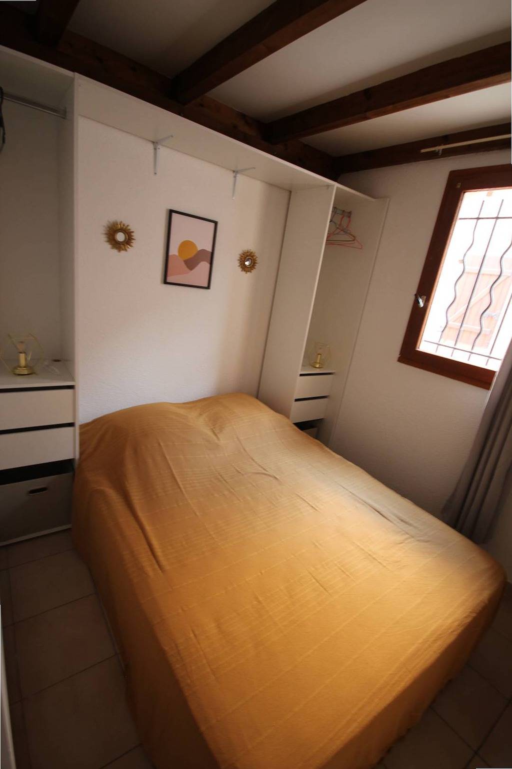 Apartamento vacacional entero, Corner villa located in a secured residence with pool, for 5 persons, airco in the kitchen, at only 400m from the beach in Portiragnes Plage, Portiragnes