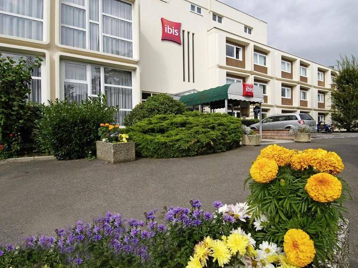 Hôtel pour 3 personnes, avec jardin et piscine, animaux acceptés