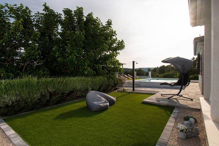 Villa pour 7 personnes, avec jardin et piscine à Šibenik - 4