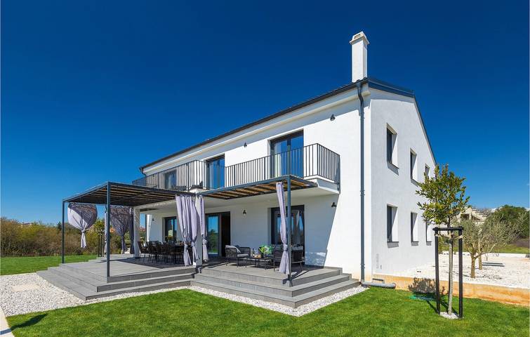 Ferienhaus für 10 Personen, mit Garten - 1