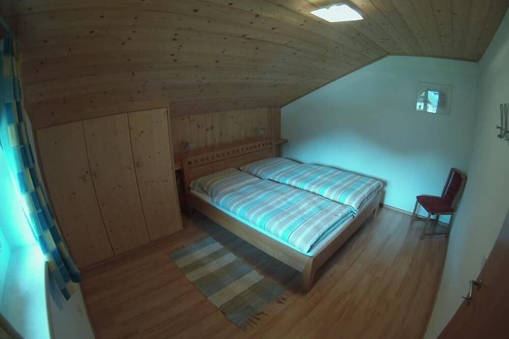 Ganze Wohnung, Ferienwohnung 2 - Haus Ebner Johann in Salzkammergut-Berge, Hintersee (Salzburger Land)