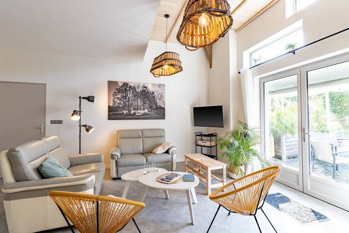 Maison de vacances pour 8 personnes, avec Jardin et Vue sur le lac en Corrèze
