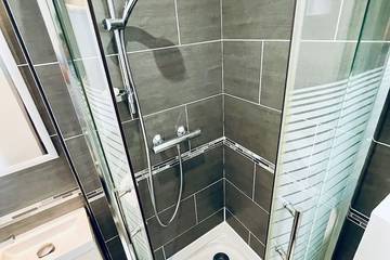 Appartement De Vacances pour 2 Personnes dans Suresnes, Hauts-de-Seine, Photo 4