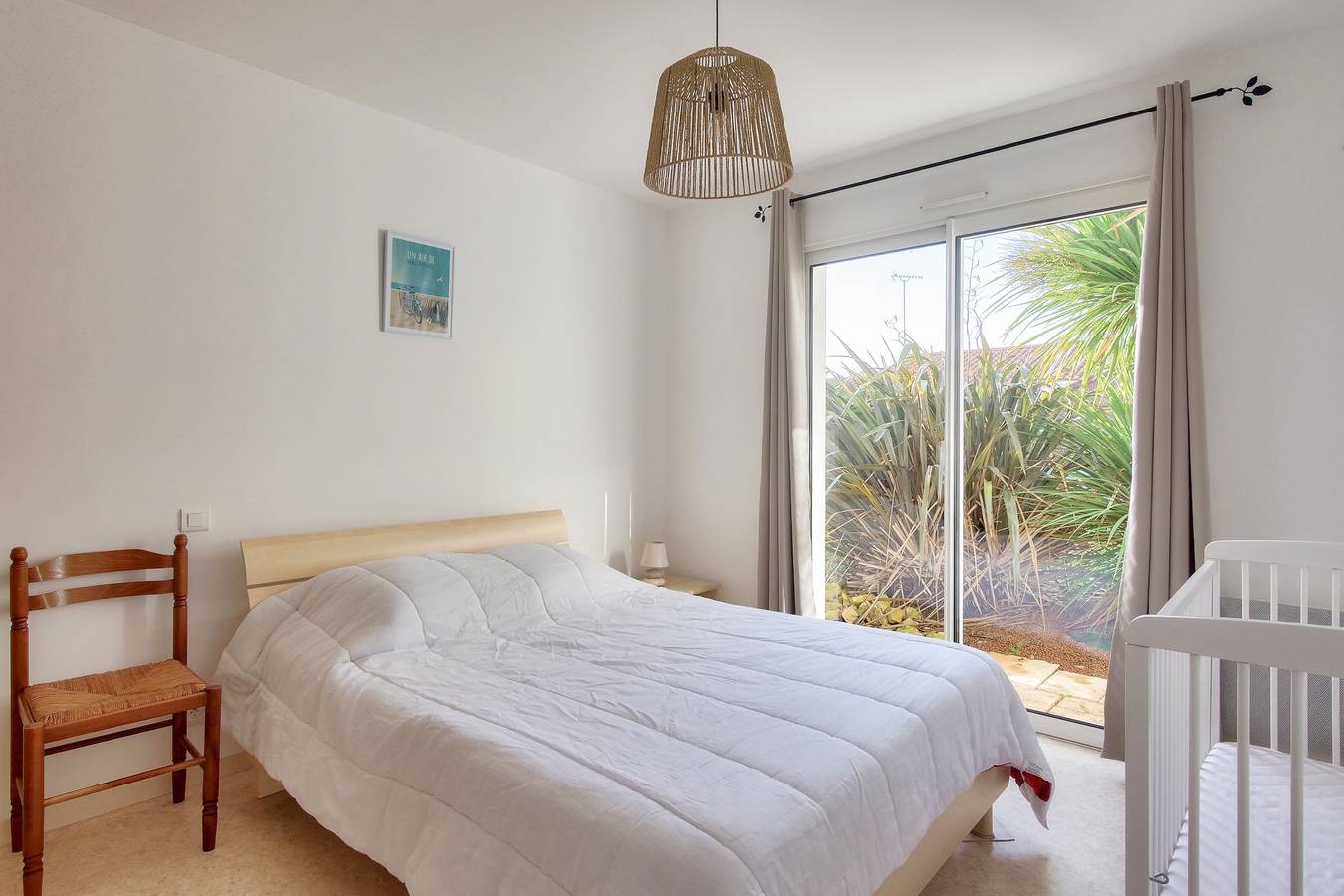 Maison pour 8 - 5min de la plage - jardin & véranda in Longeville-sur-Mer, Vandea