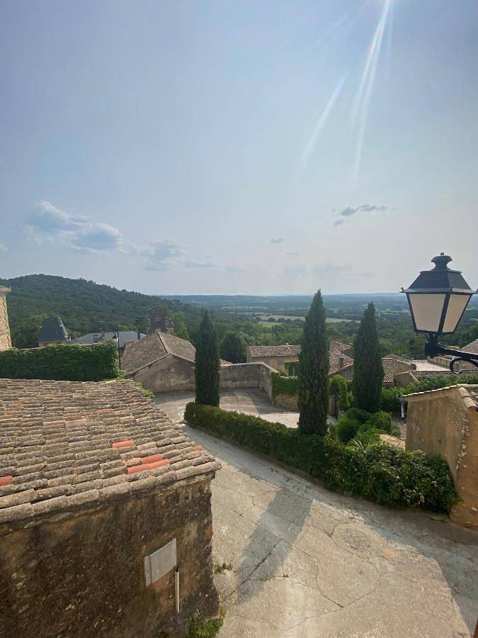 Location de vacances pour 6 personnes, avec Terrasse et Vue à Saint-Victor-des-Oules