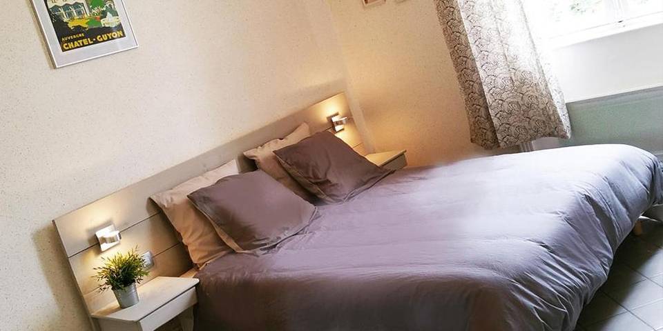 Gîte pour 2 personnes, avec vue dans Thermes Henry Chatel Guyon - 2