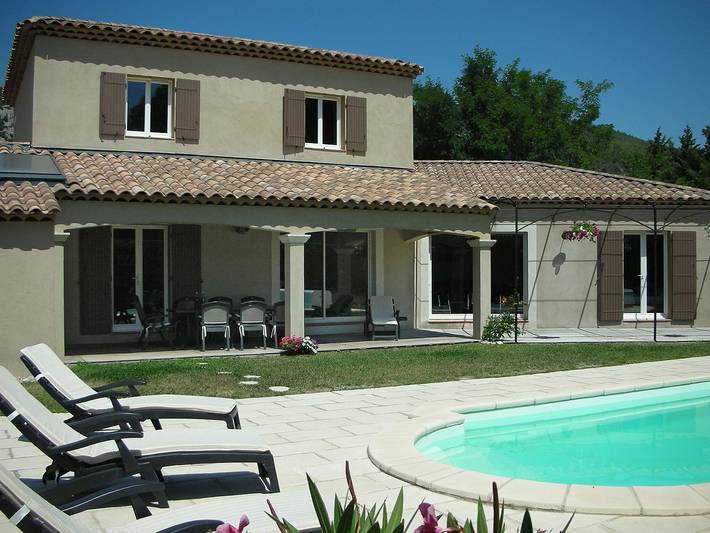 Maison de vacances pour 10 personnes, avec Piscine à Beaumes-de-Venise