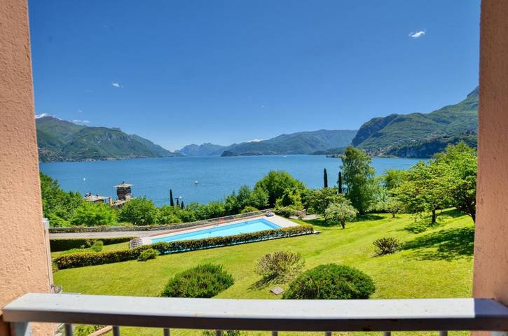 Ferienwohnung für 4 Personen, mit Terrasse und Pool sowie Ausblick und Seeblick in Comune di San Siro - 3