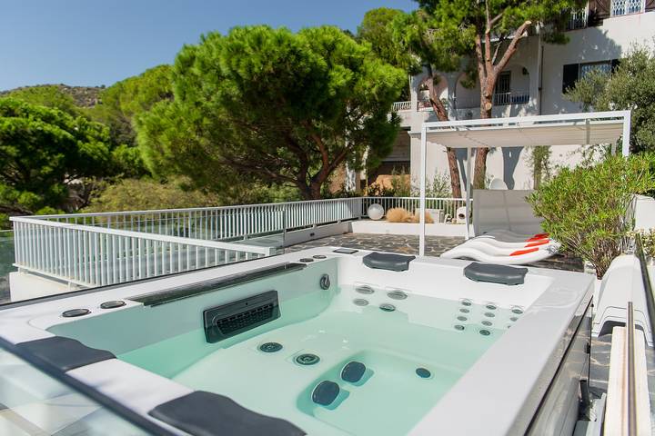 Location de vacances pour 6 personnes, avec Terrasse dans Canyelles Petites