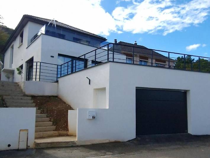 Maison de vacances pour 6 personnes, avec piscine ainsi que jardin et vue